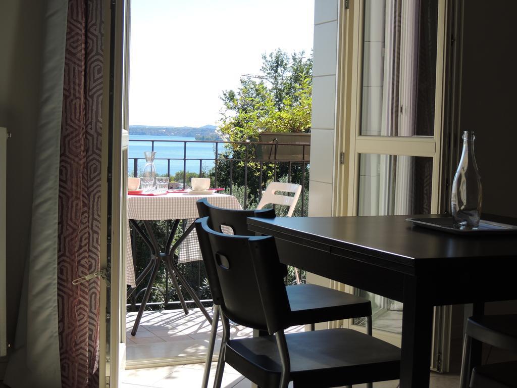 Villa Rosa Moniga del Garda Стая снимка